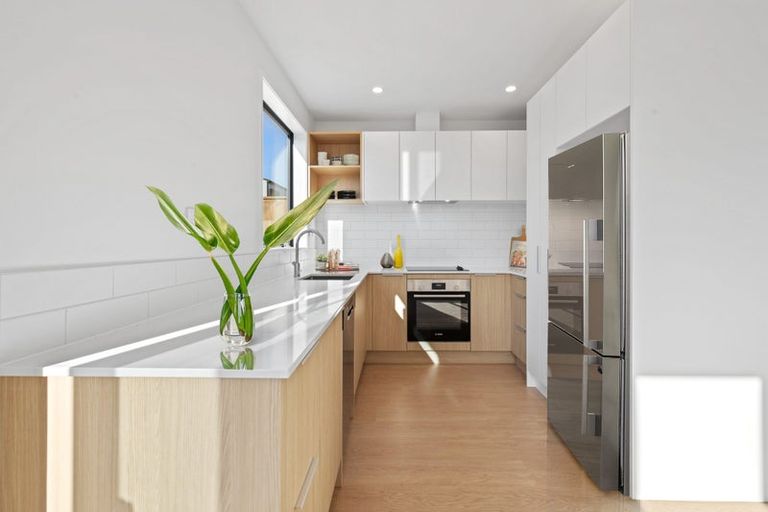 Photo of property in 29 Nga Pona Toru Road, Flat Bush, Auckland, 2019