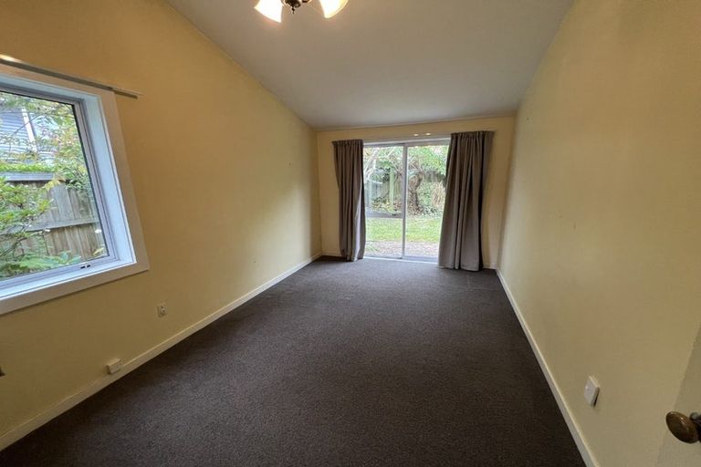 Photo of property in 2/11a Leinster Road, Merivale, Christchurch, 8014