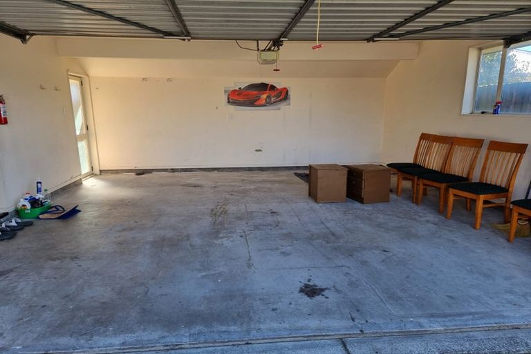 Photo of property in 12a Topham Lane, Hornby, Christchurch, 8042