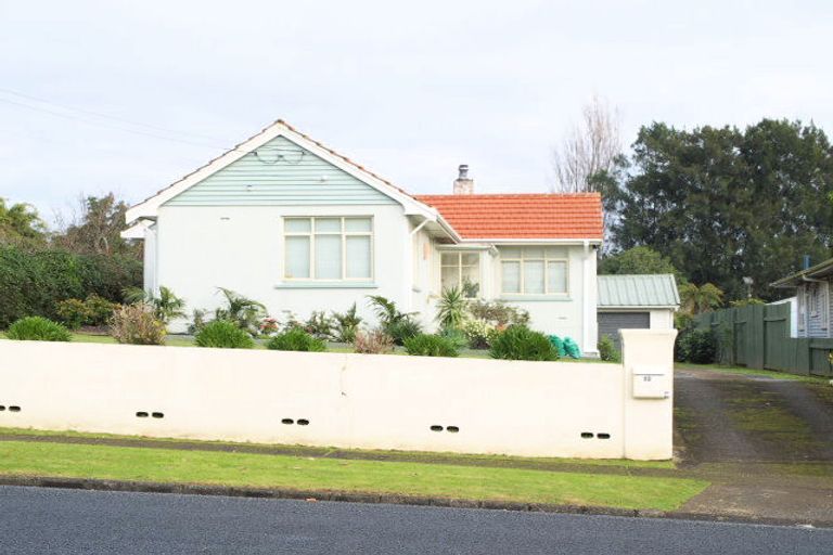 Photo of property in 11 Earlsworth Road, Mangere East, Auckland, 2024