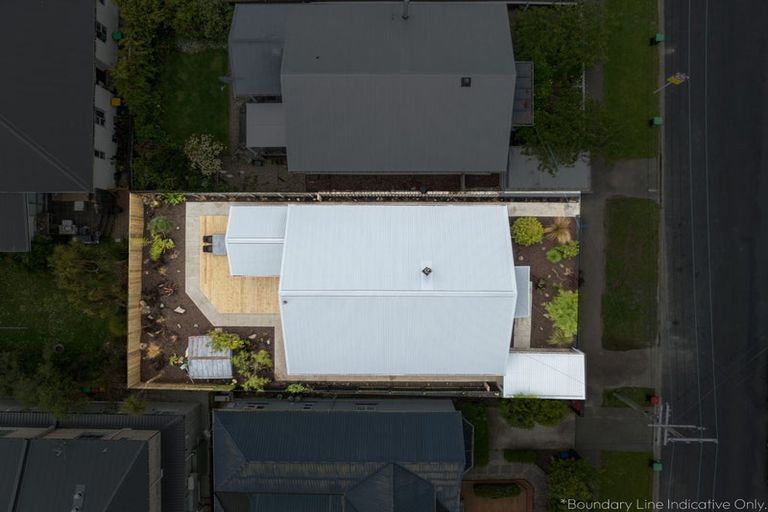 Photo of property in 19 West Avenue, Saint Clair, Dunedin, 9012