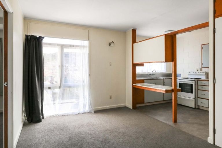 Photo of property in 1341 High Street, Taita, Lower Hutt, 5011