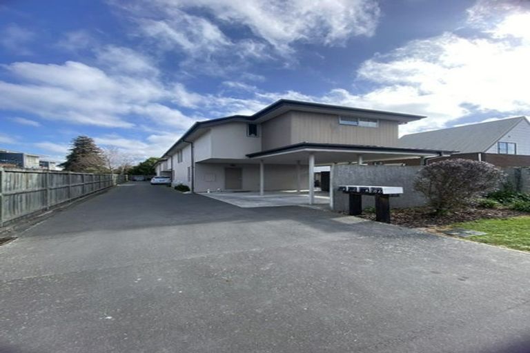 Photo of property in 55b Brockworth Place, Riccarton, Christchurch, 8011