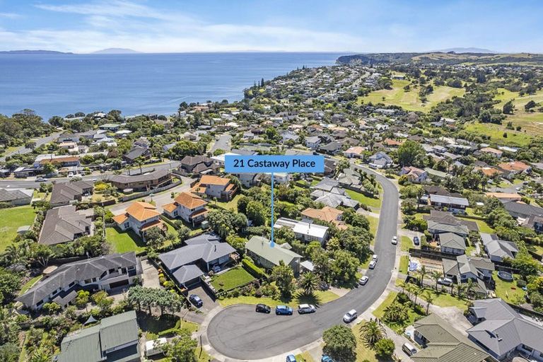 Photo of property in 21 Castaway Place, Gulf Harbour, Whangaparaoa, 0930