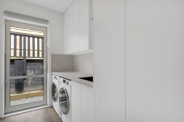 Photo of property in 43 Ken Douglas Drive, Aotea, Porirua, 5024