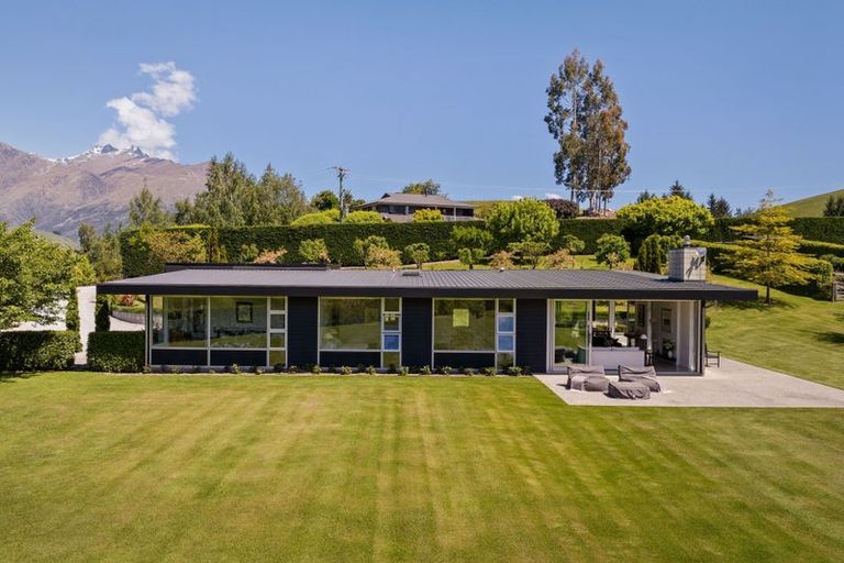 Photo of property in 31 Rutherford Road, Lake Hayes, Queenstown, 9371