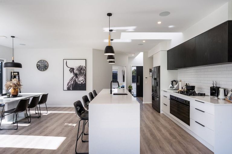 Photo of property in 8 Buckeye Grove, Outram, 9019