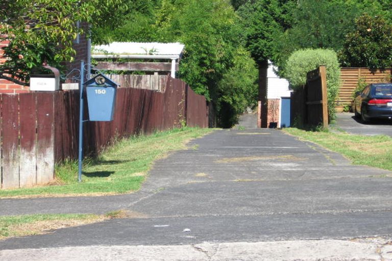 Photo of property in 1/150 Seabrook Avenue, New Lynn, Auckland, 0600