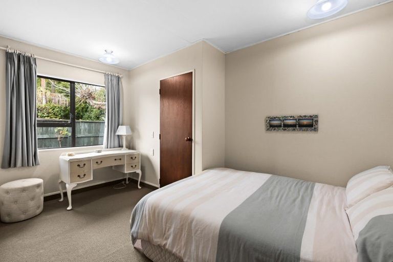 Photo of property in 18b Middle Road, Havelock North, 4130