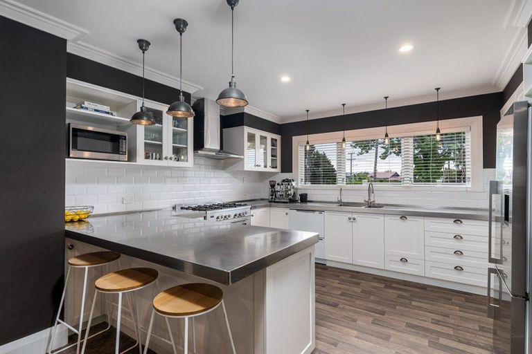 Photo of property in 98 Pownall Street, Masterton, 5810