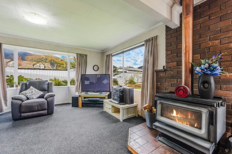 Photo of property in 14a Huia Street, Waikawa, Picton, 7220