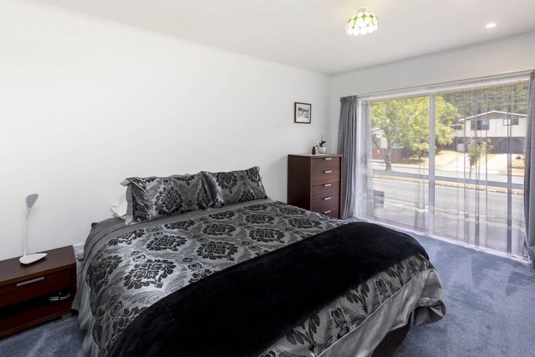 Photo of property in 163 California Drive, Totara Park, Upper Hutt, 5018