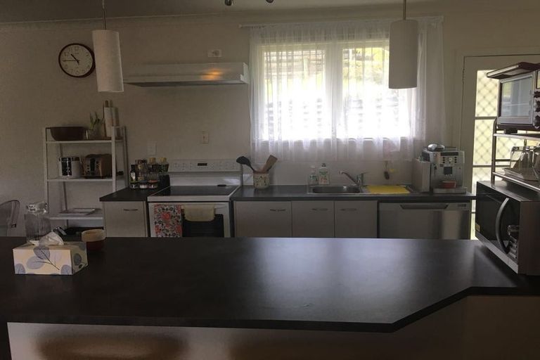 Photo of property in 62 Stott Avenue, Birkdale, Auckland, 0626