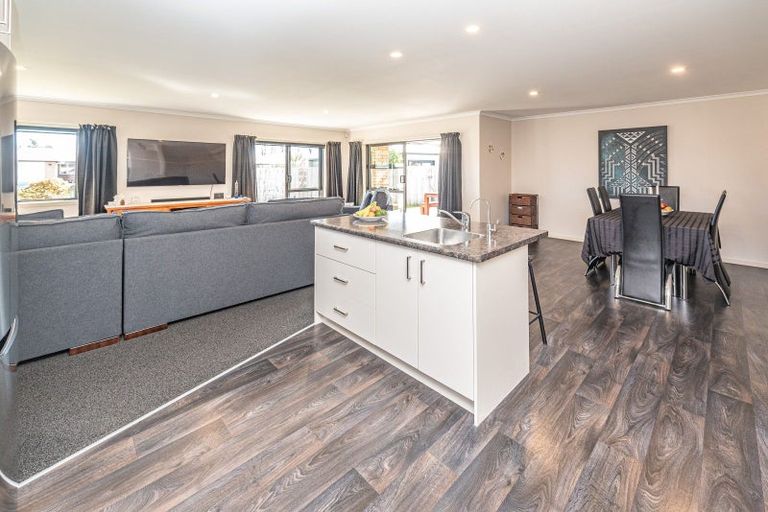 Photo of property in 24 Poynter Place, Gonville, Whanganui, 4501