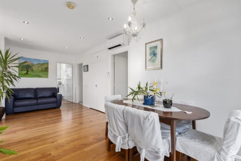 Photo of property in 22 Wilson Grove, Normandale, Lower Hutt, 5010