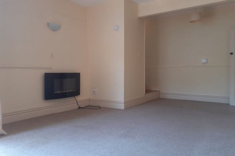 Photo of property in 36 Macdonald Crescent, Te Aro, Wellington, 6011