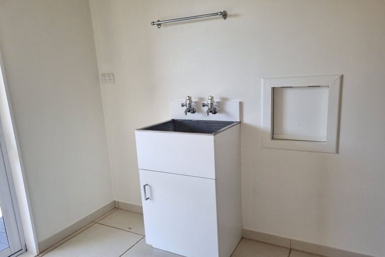 Photo of property in 47b-c Mcmaster Street, Greytown, 5712