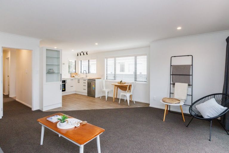 Photo of property in 101b Church Street, West End, Palmerston North, 4412