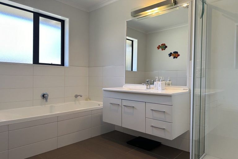 Photo of property in 114 Golf Links Road, Ruatapu, Hokitika, 7883