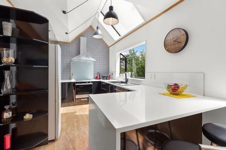 Photo of property in 12 Kimberley Way, Khandallah, Wellington, 6035