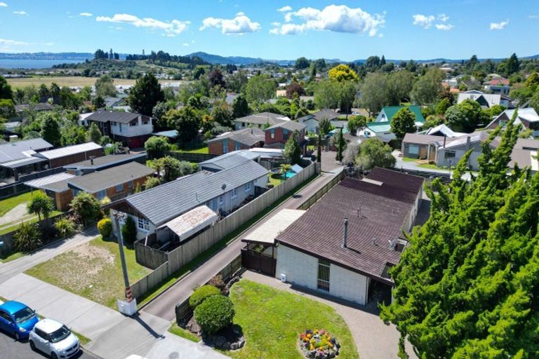 Photo of property in 28 Iles Road, Lynmore, Rotorua, 3010