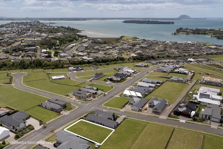 Photo of property in 32 Ridge Drive, Omokoroa, 3114