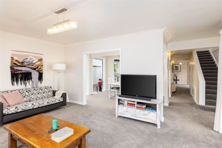 Photo of property in 2/203b Clyde Road, Burnside, Christchurch, 8053