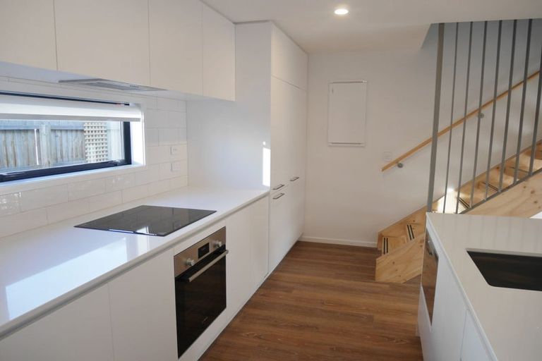 Photo of property in 3/23 Hills Road, Edgeware, Christchurch, 8013