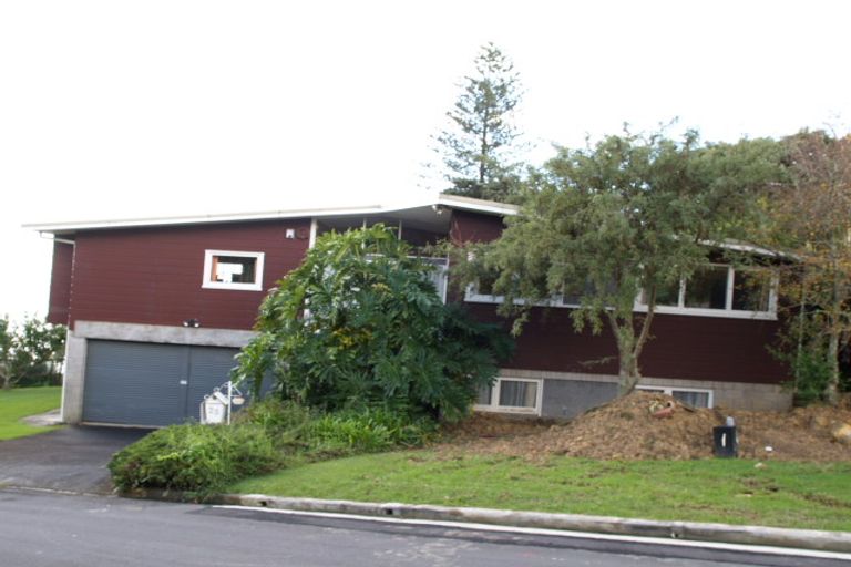 Photo of property in 25 Rangitoto View Road, Cockle Bay, Auckland, 2014