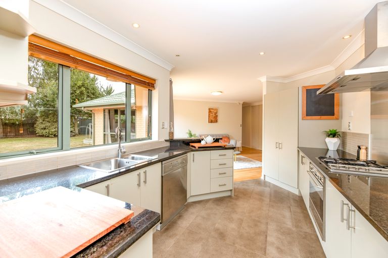 Photo of property in 92 Courtenay Drive, Kaiapoi, 7630