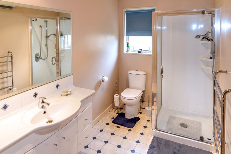 Photo of property in 5 Everard Street, Somerfield, Christchurch, 8024