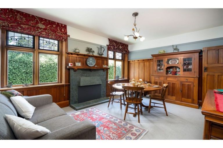 Photo of property in 14 Roxburgh Street, Sydenham, Christchurch, 8023