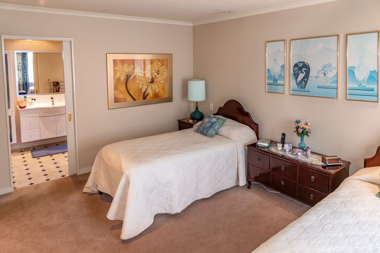 Photo of property in 5 Everard Street, Somerfield, Christchurch, 8024