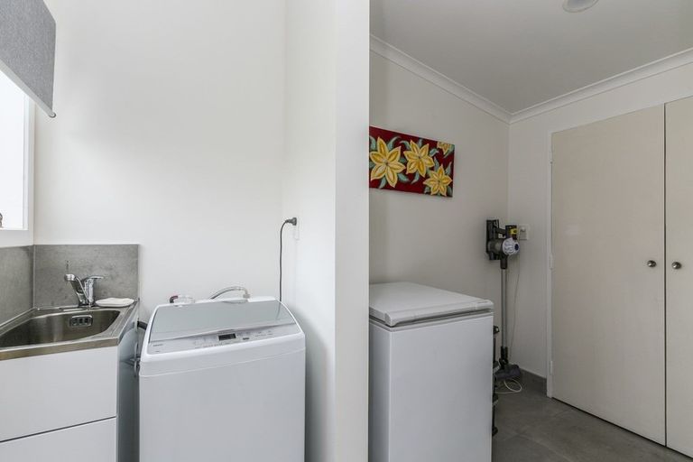 Photo of property in 95b Warwick Street, Wilton, Wellington, 6012