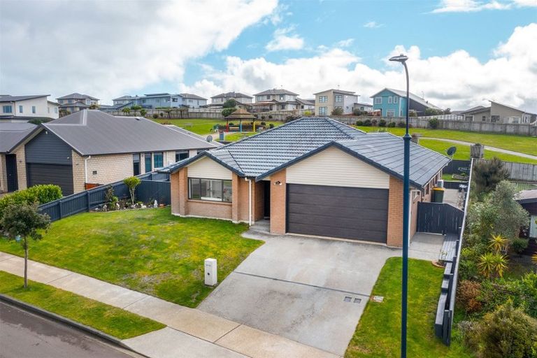 Photo of property in 23 Nelson Avenue, Aotea, Porirua, 5024
