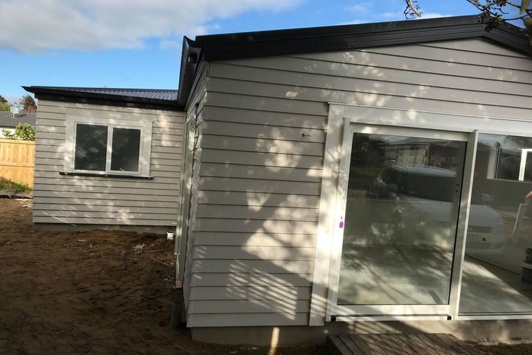 Photo of property in 2 Pukeko Street, Frankton, Hamilton, 3204