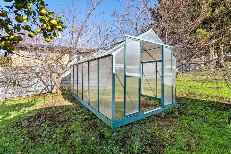 Photo of property in 65b Endeavour Street, Marfell, New Plymouth, 4310