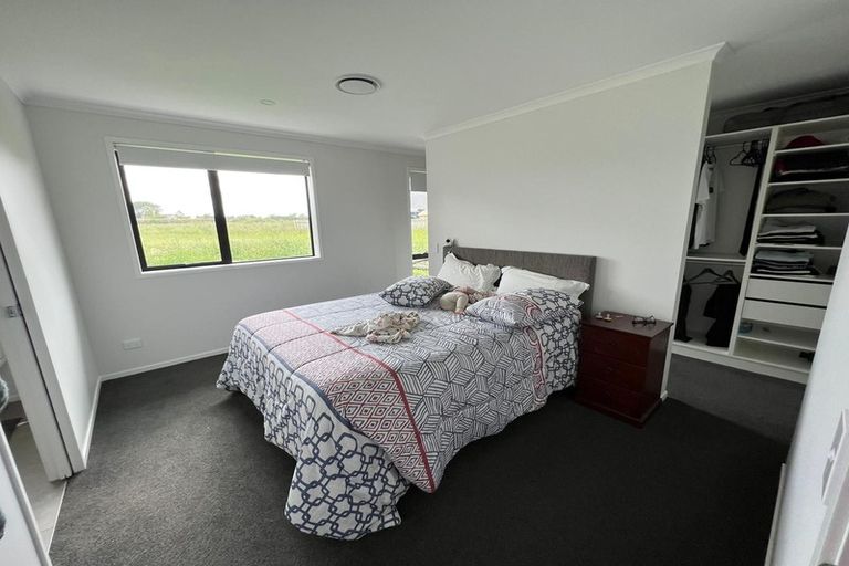 Photo of property in 32 County Drive, Hawera, 4610