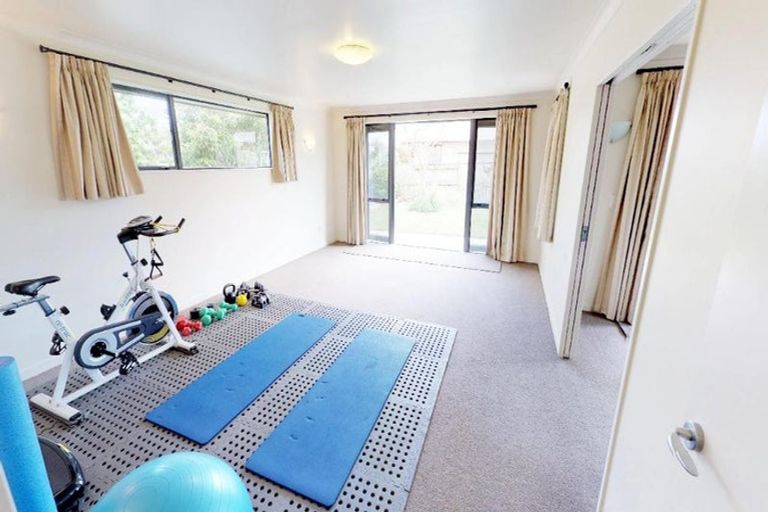 Photo of property in 16 Masefield Terrace, Kelvin Grove, Palmerston North, 4414