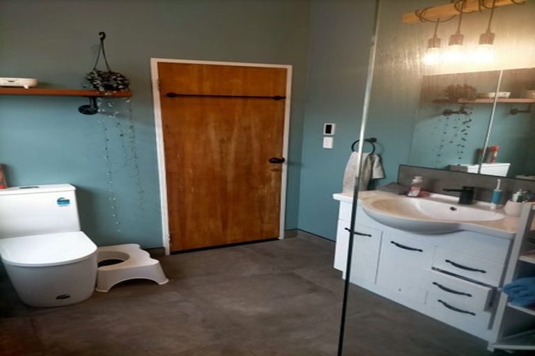 Photo of property in 6 Parkes Avenue, Saint Johns Hill, Whanganui, 4501