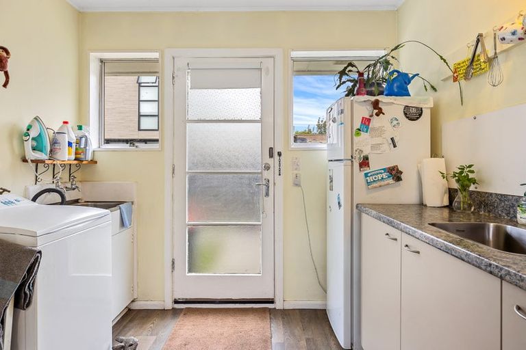 Photo of property in 2/22 Clive Street, Phillipstown, Christchurch, 8011