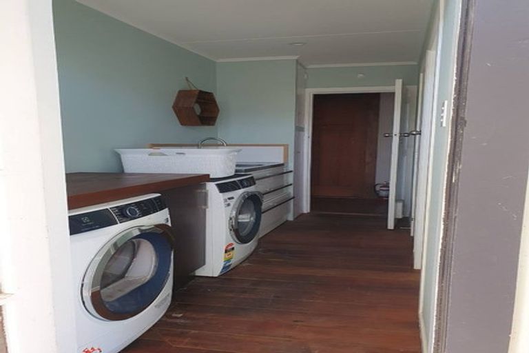 Photo of property in 356 Kuku Beach Road, Kuku, Levin, 5570