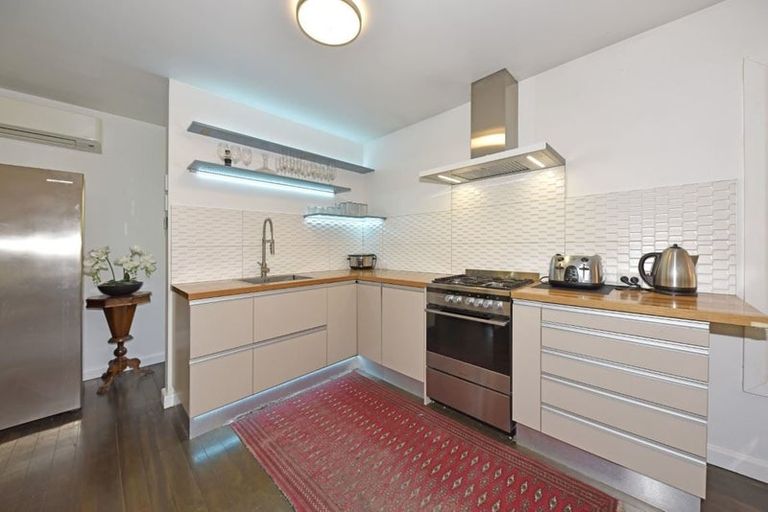 Photo of property in 1/183 Wairakei Road, Bryndwr, Christchurch, 8053