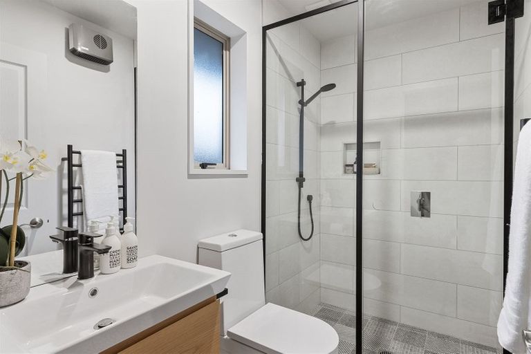 Photo of property in 16a Mona Vale Avenue, Riccarton, Christchurch, 8011