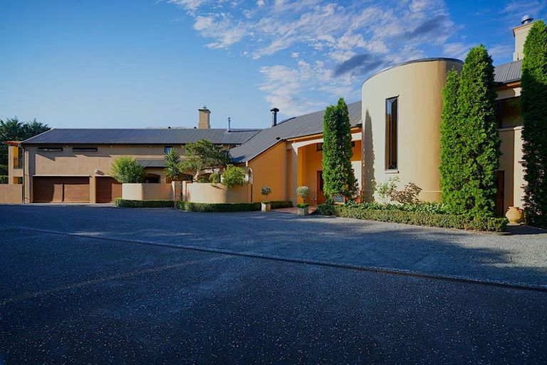 Photo of property in Beckenridge Lodge, 1 Breckenridge Lane, Puketapu, Napier, 4183