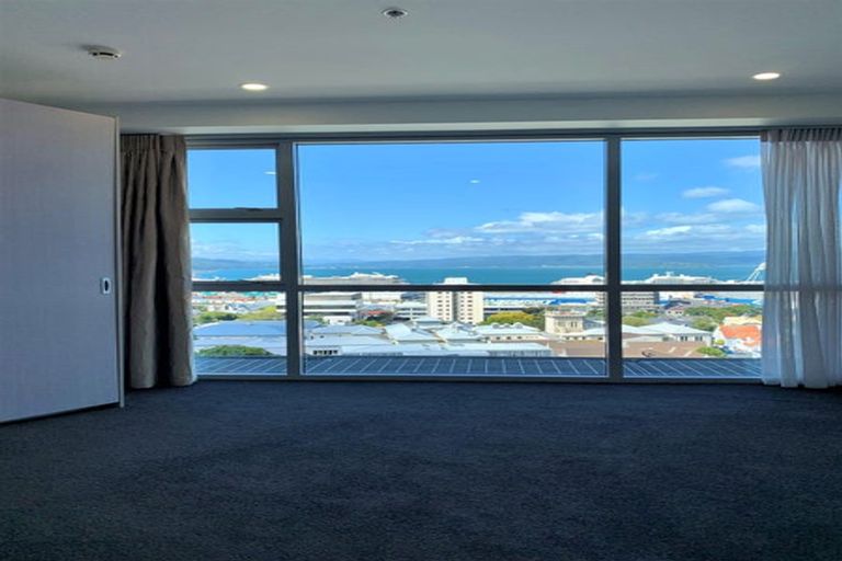 Photo of property in Summit Apartments, 28/184 Molesworth Street, Thorndon, Wellington, 6011