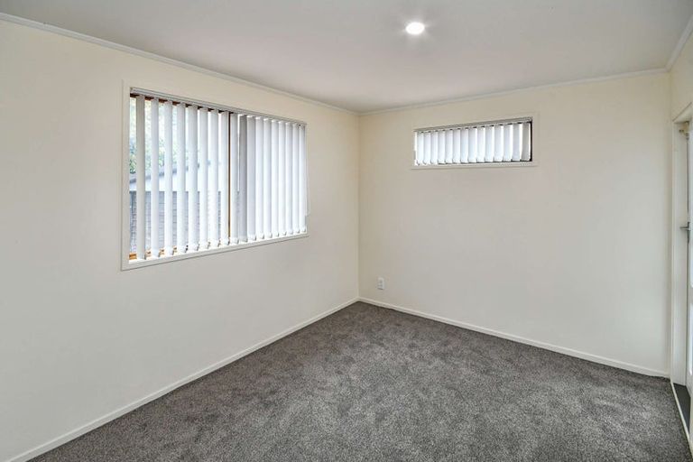 Photo of property in 4 Montego Place, Weymouth, Auckland, 2103