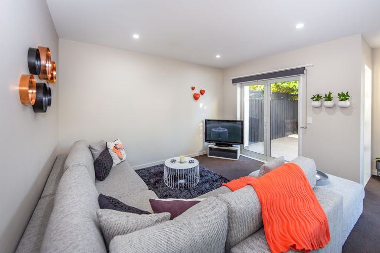 Photo of property in 535 Barbadoes Street, Edgeware, Christchurch, 8013