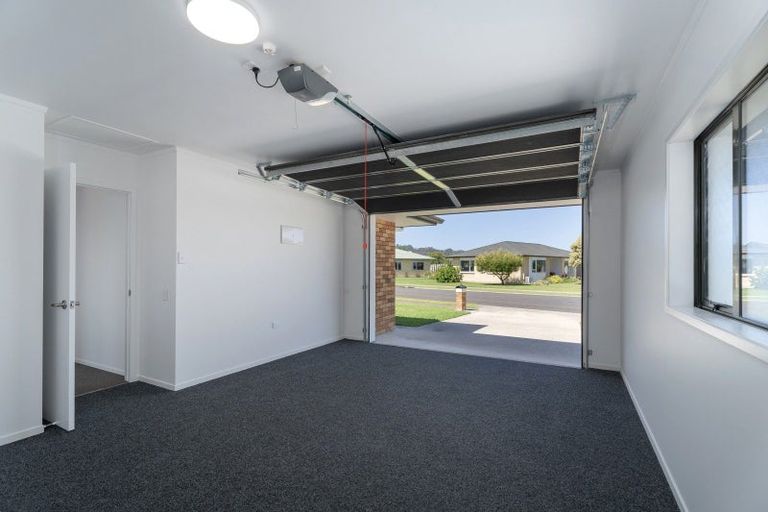 Photo of property in 21 Seascape Avenue, Whitianga, 3510