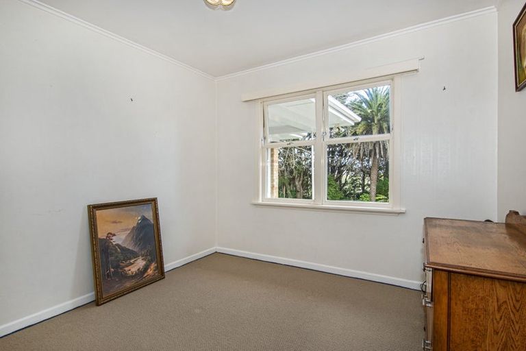 Photo of property in 2 Memorial Drive, Parahaki, Whangarei, 0112